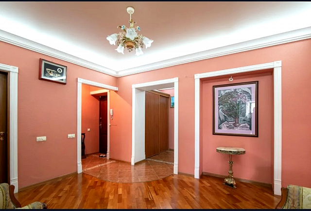 Квартира, 3-комнатная,130 м², Казань, Лейтенанта Шмидта, 8