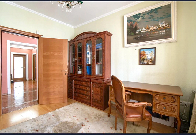 Квартира, 3-комнатная,130 м², Казань, Лейтенанта Шмидта, 8