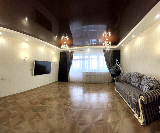 Квартира 4-комнатная, 200 кв. м, в Казани, ул. Аланлык, 47