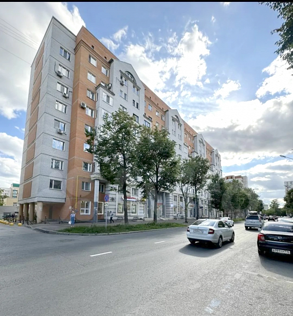 Квартира, 3-комнатная,130 м², Казань, Лейтенанта Шмидта, 8
