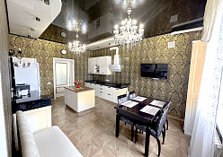 Квартира 4-комнатная, 200 кв. м, в Казани, ул. Аланлык, 47