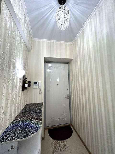 Квартира 4-комнатная, 200 кв. м, в Казани, ул. Аланлык, 47