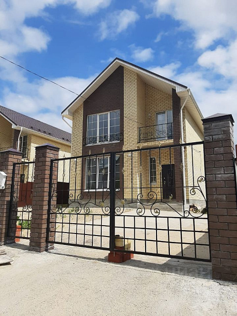Коттедж, 2-этажный, 160 м², 5 соток